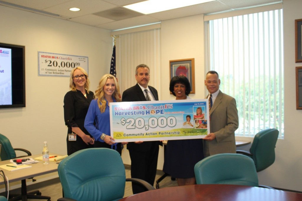 (From left to right): Danielle Oehlman from Stater Bros. Charities; Lindsey Holderness, Corporate Events Coordinator from Stater Bros. Market; Victor Ruiz, Stater Bros. Meat Supervisor for District 4; Patricia L. Nickols, Butler and CAPSBC CEO; and Dr. Joshua Beckley, CAPSBC Board Chairman.