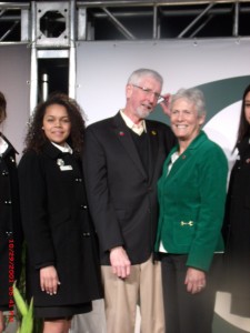 Rose Bowl Queen Madison Triplett with U of  Oregon President Scott Coltrane and wife